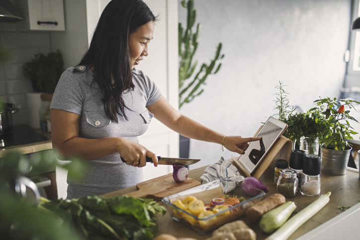 Making healthy meal